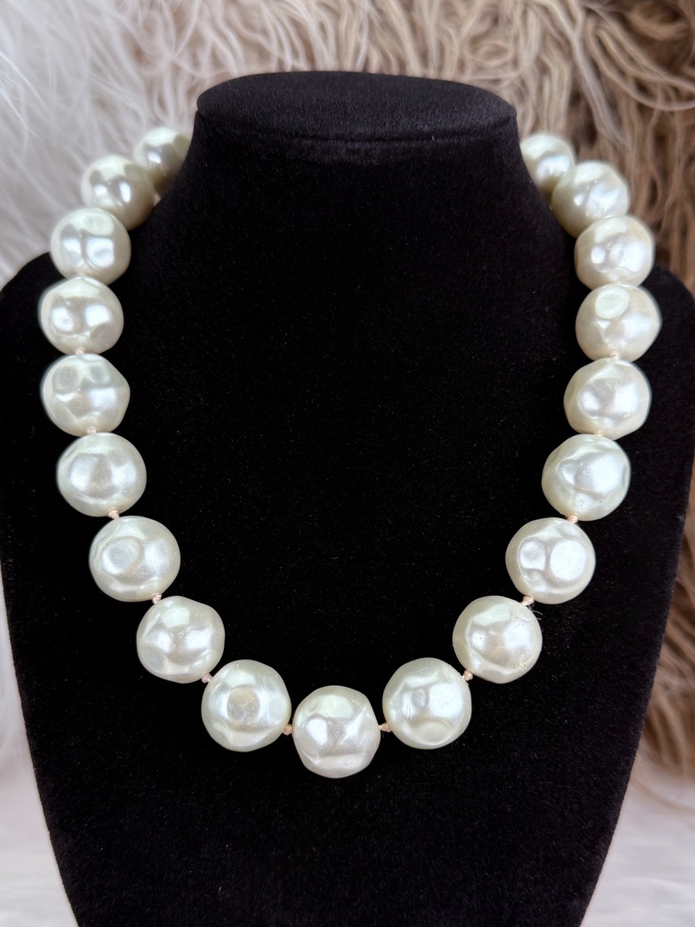 Vintage Baroque Faux Pearl Statement Necklace Graduated Knotted Gold Tone